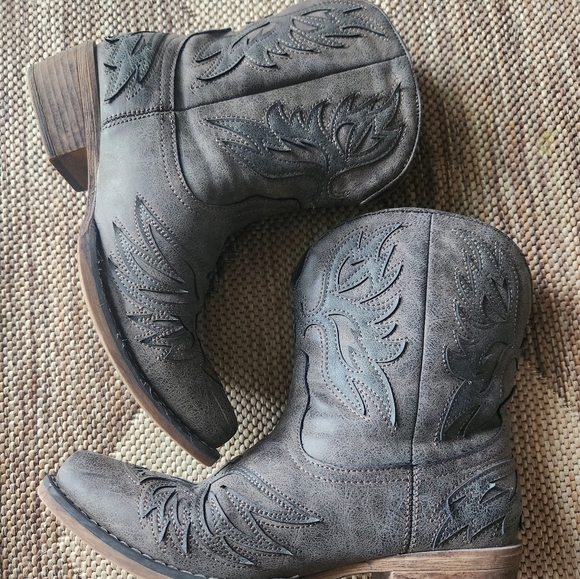 Roper Gray Western Cowboy Boots - Picture 6 of 8